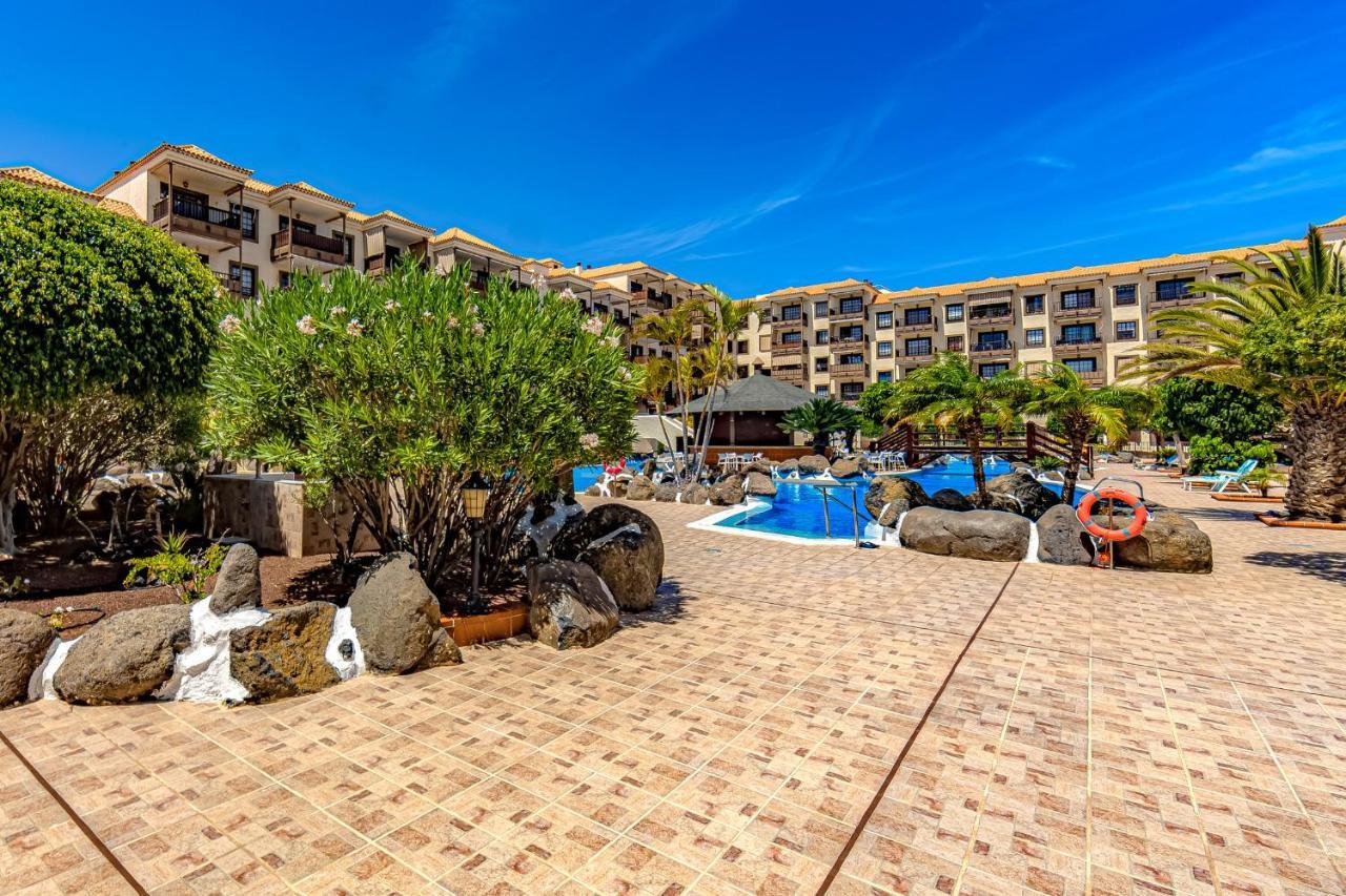 Atlantis 1 One Bedroom Apartment With Ocean View And Pool