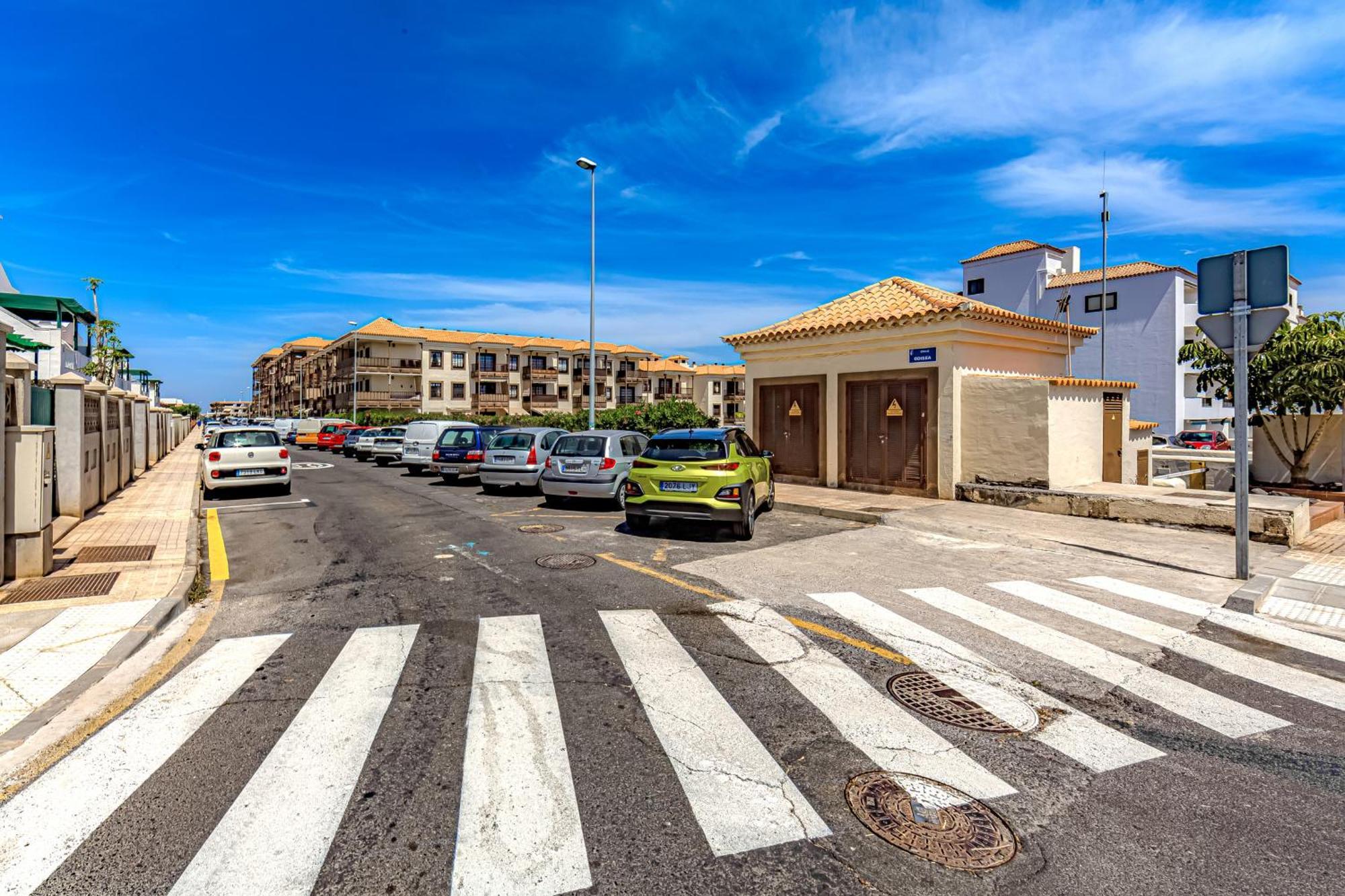 Atlantis 1 One Bedroom Apartment With Ocean View And Pool * Costa Del Silencio