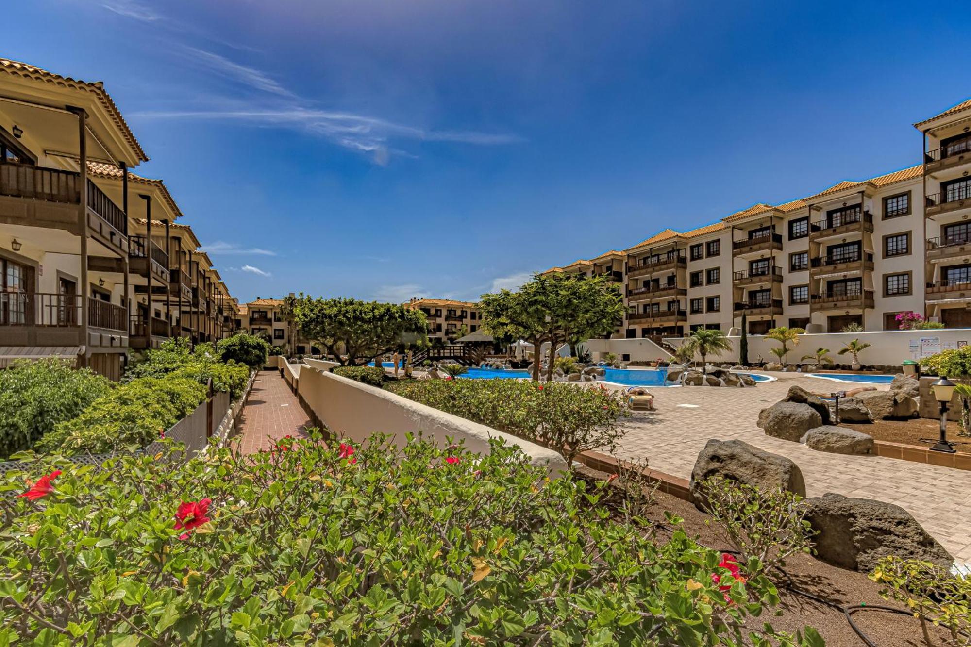 Atlantis 1 One Bedroom Apartment With Ocean View And Pool Apartament *
