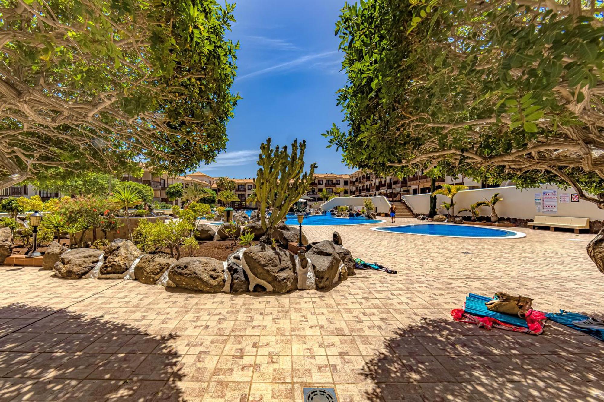 Atlantis 1 One Bedroom Apartment With Ocean View And Pool Apartament *