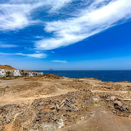 Atlantis 1 One Bedroom Apartment With Ocean View And Pool Costa Del Silencio Exterior photo